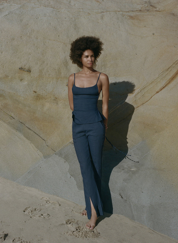 The Front Slit Pant in Stretch Linen