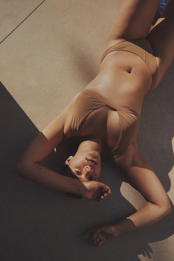 The Décolleté Triangle Bikini Top