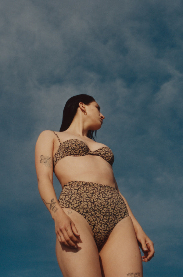 The High-Waist Bikini Bottom in Infinity Floral Print