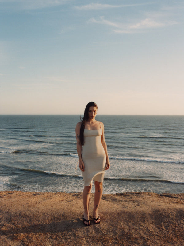 The K.M. Tie Midi Dress in Stretch Linen